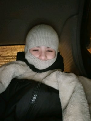 приветик подпишись и на 200 пд куплю сникерс