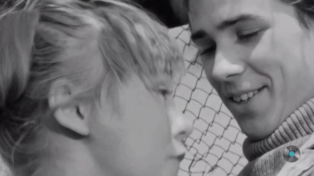 Песню пели в каждом дворе СССР смотреть онлайн