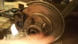 Установка тюнингованных ступиц и дисковых тормозов.