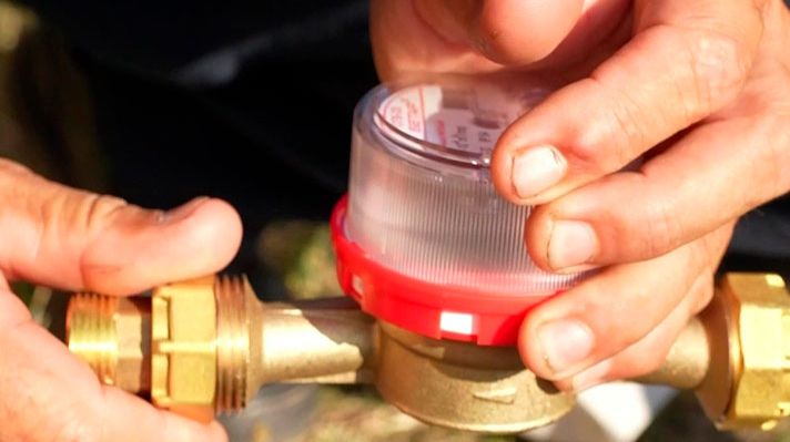 Правительство России вдвое увеличило повышающий коэффициент для граждан без счётчика холодной воды смотреть онлайн