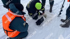 В Брянске неделю ищут детей, утонувших при катании на ватрушке