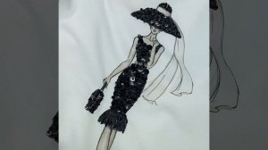 Леди в черном. Футболка с принтом и вышивкой