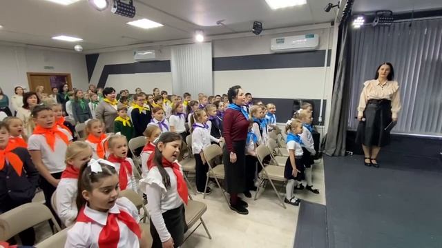 🇷🇺 Начинаем неделю с гордостью! смотреть онлайн