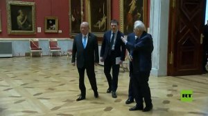 بوتين يستقبل ملك ماليزيا في قصرالإرميتاج بسان بطرسبورغ