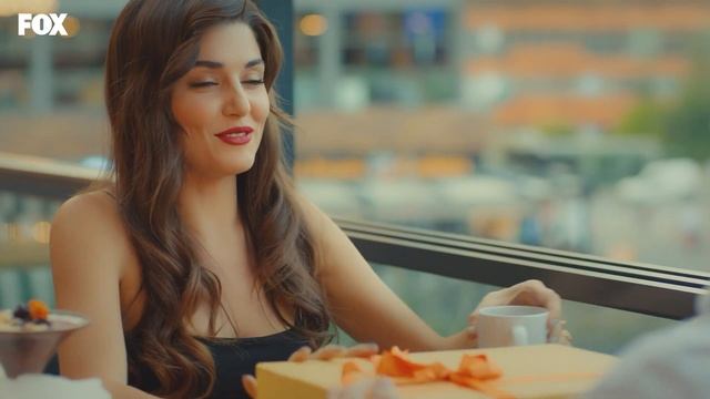 Постучись в мою дверь - Обмен подарками) смотреть онлайн