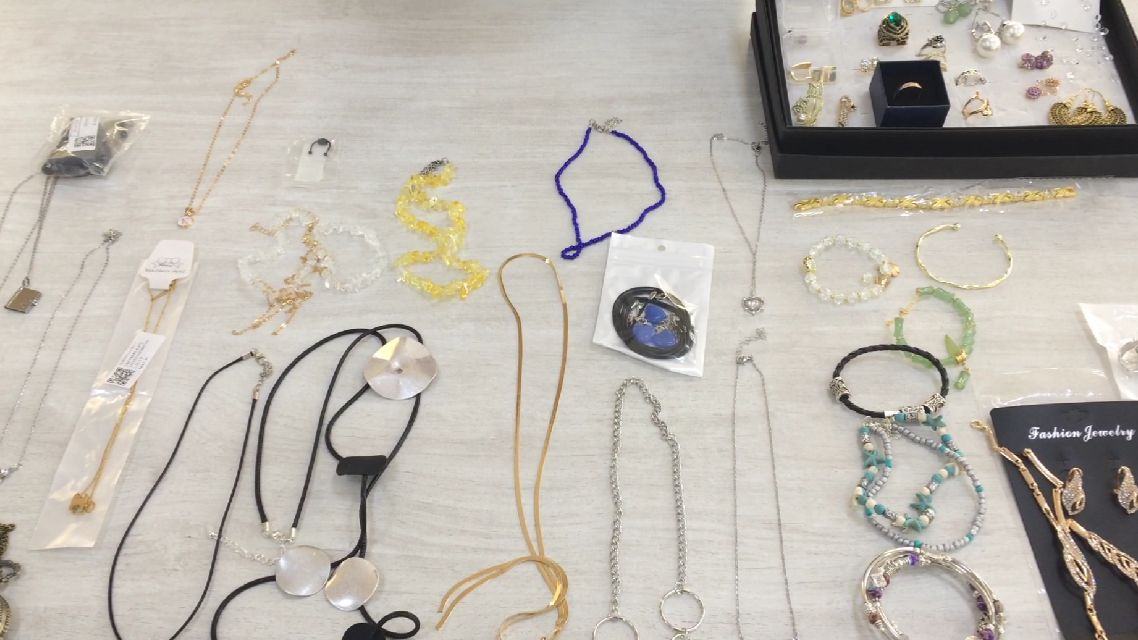 сти352. Бижутерия новая смотреть онлайн