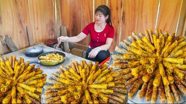 Готовлю жареные блинчики с начинкой что бы продать их на рынке. Нхат. Вьетнам смотреть онлайн