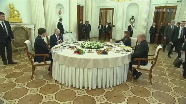 Завтрак в Эрмитаже Владимир Путин с Верховным правителем Малайзии, 26 января 2026 года смотреть онлайн