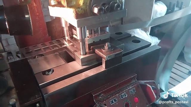 Штамповка деталей в автоматическом режиме смотреть онлайн