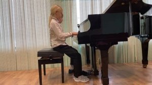 А. Хачатурян «Помидор» из балета «Чиполлино». Исполняет фортепианный дуэт  Шовлинова А. и Левин А.