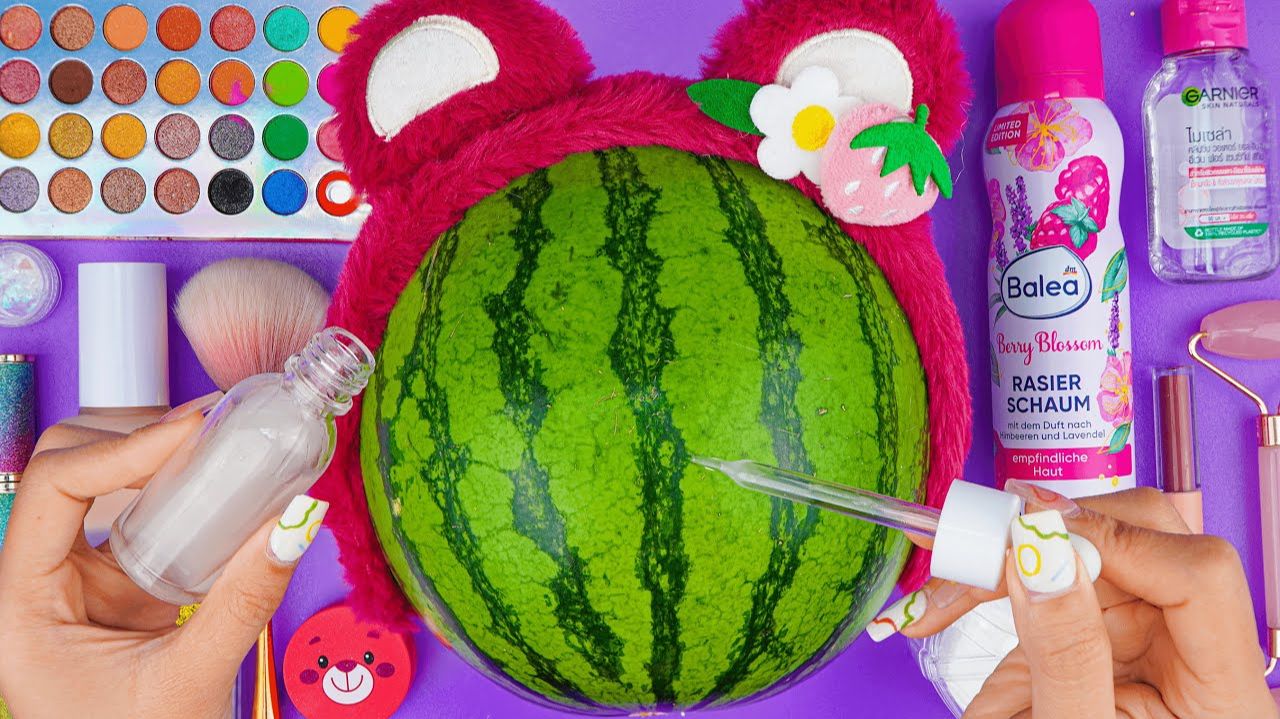 ASMR MakeUp Для Арбуза, Красивый и блестящий макияж АСМР смотреть онлайн