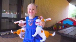 Nastya and Papa vs funny toy dogs! Pretend play with doggies twins