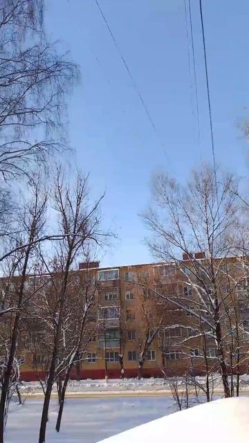 Мороз и солнце и сугроб под окном смотреть онлайн