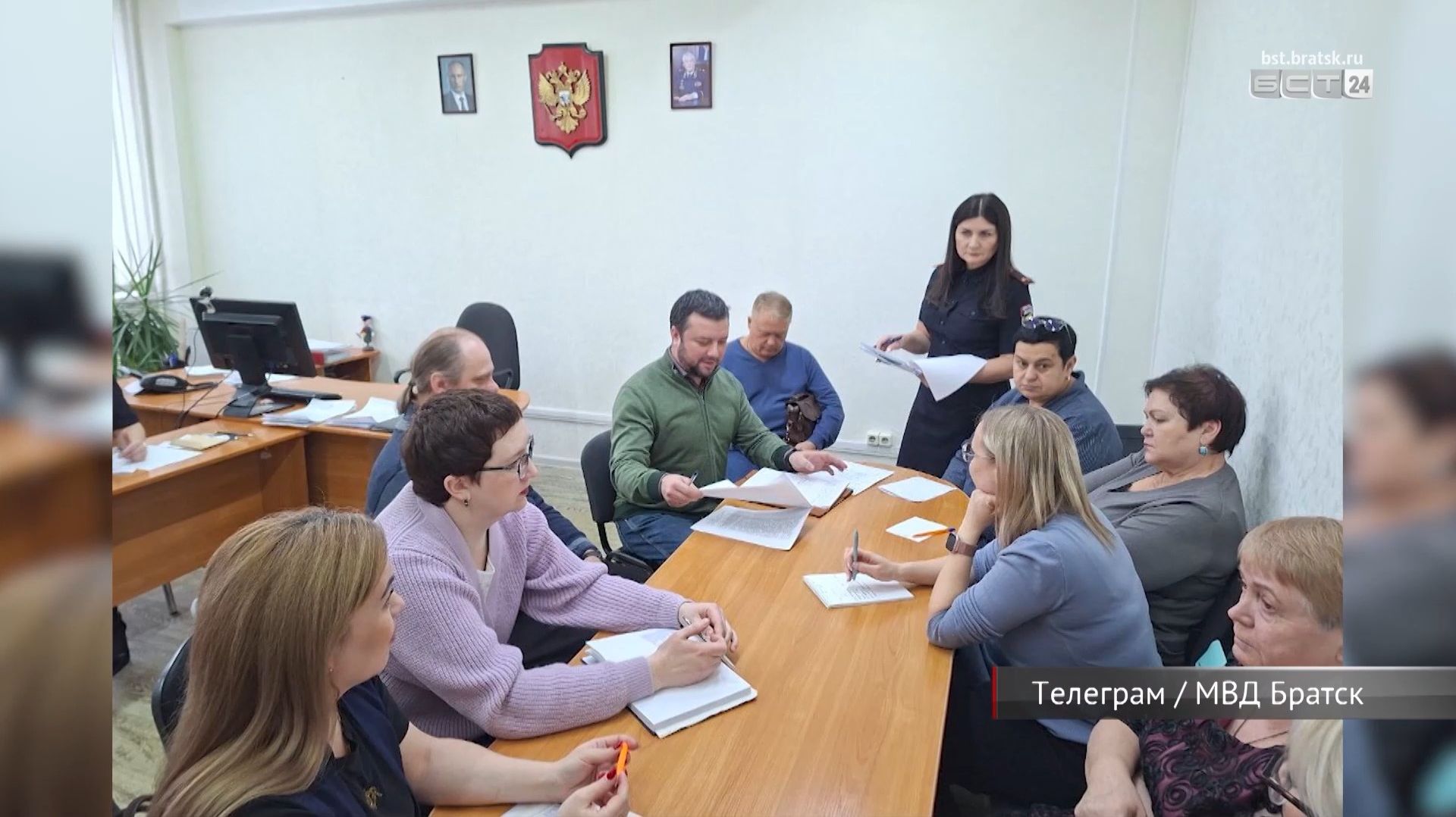 Новый состав Общественного совета при МВД приступил к работе в Братске смотреть онлайн