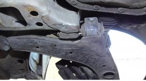 Замена рычага передней подвески Daewoo Lanos ZAZ Lanos
