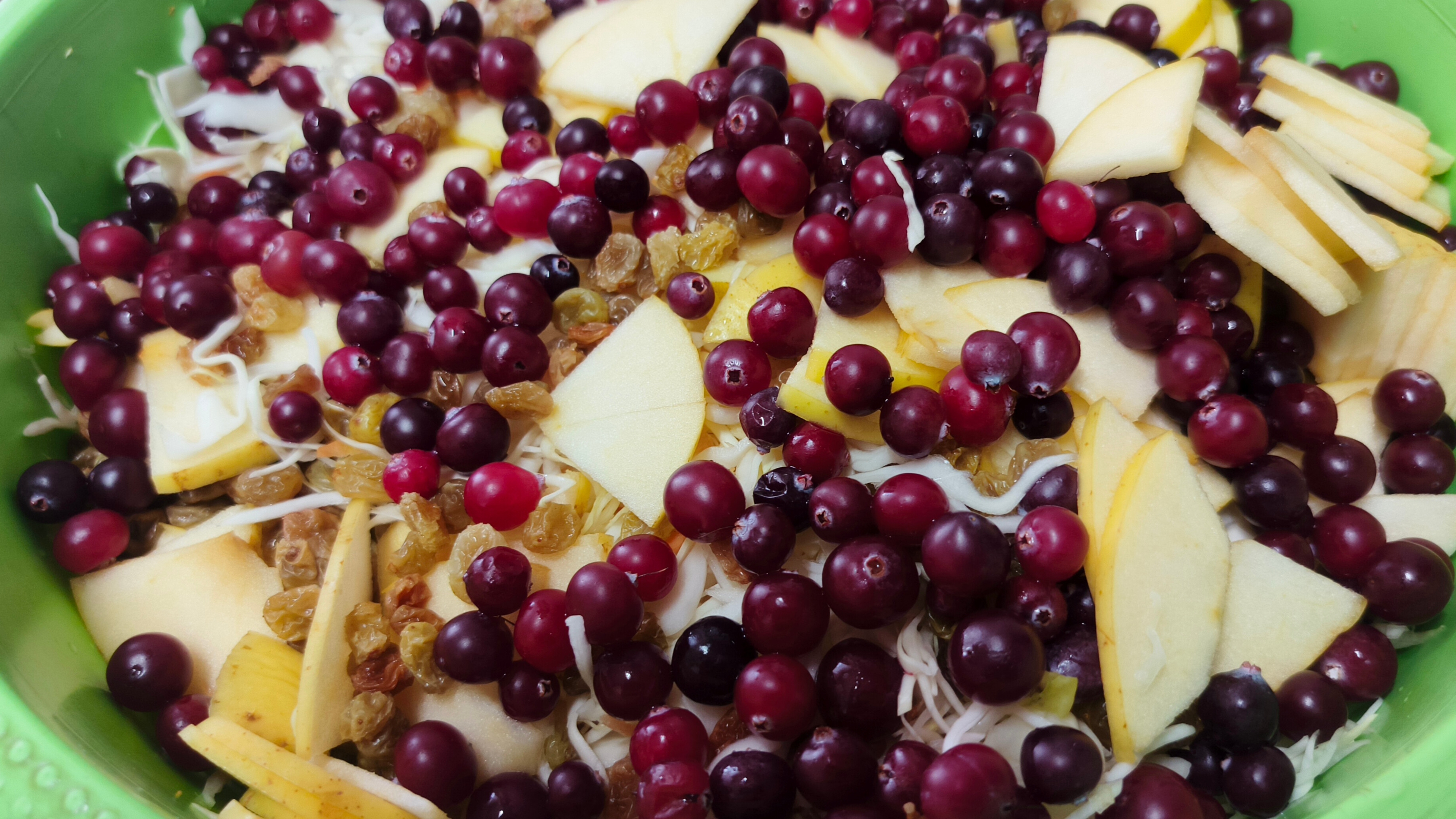 Прокатилась на лыжах ,зола из печки ,снова капуста. смотреть онлайн