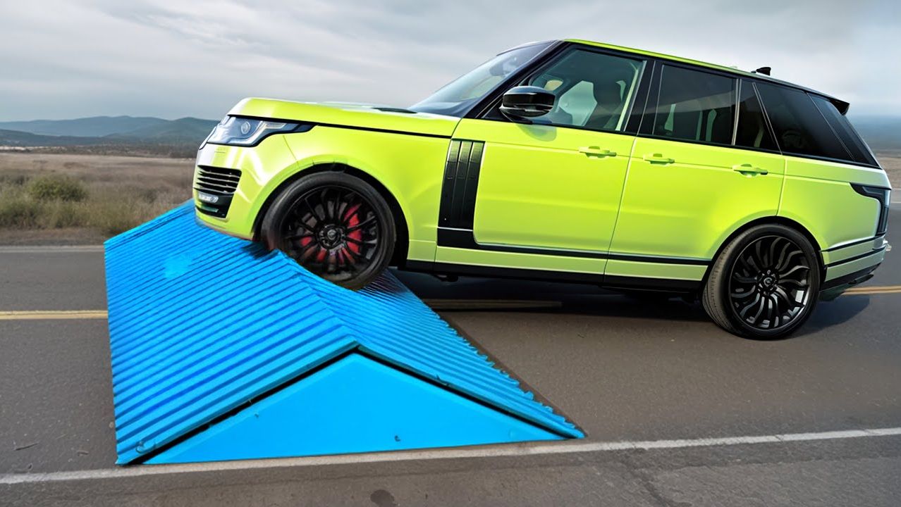 Машинки летают и прыгают! Развивающие мультики Машины помощники. Мультфильмы про машинки смотреть онлайн