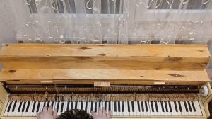 Г. Свиридов "Время, вперёд!" на самодельном пианино!