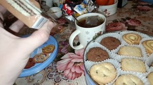 ЗАБРАЛА ТОВАР, СТРЯПАЮ ПЕЛЬМЕНИ.