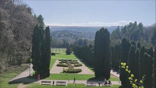 Летим в Кисловодск. Прогулка по городу смотреть онлайн