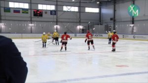 Продолжается борьба за лидерство в первенстве школьной хоккейной лиги