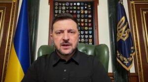 У Зеленского из рта выпали буквы )