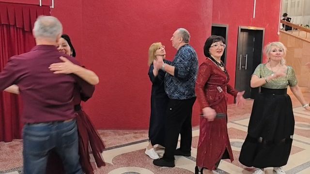 Белое вино... 25.01.26... смотреть онлайн