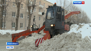 Новосибирские дорожники перешли на круглосуточный режим работы из-за снегопадов