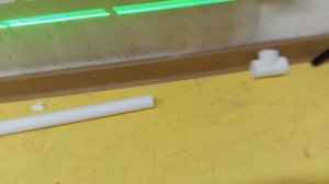 Делал пластиковое отопление . Спаял трубы под радиатором .