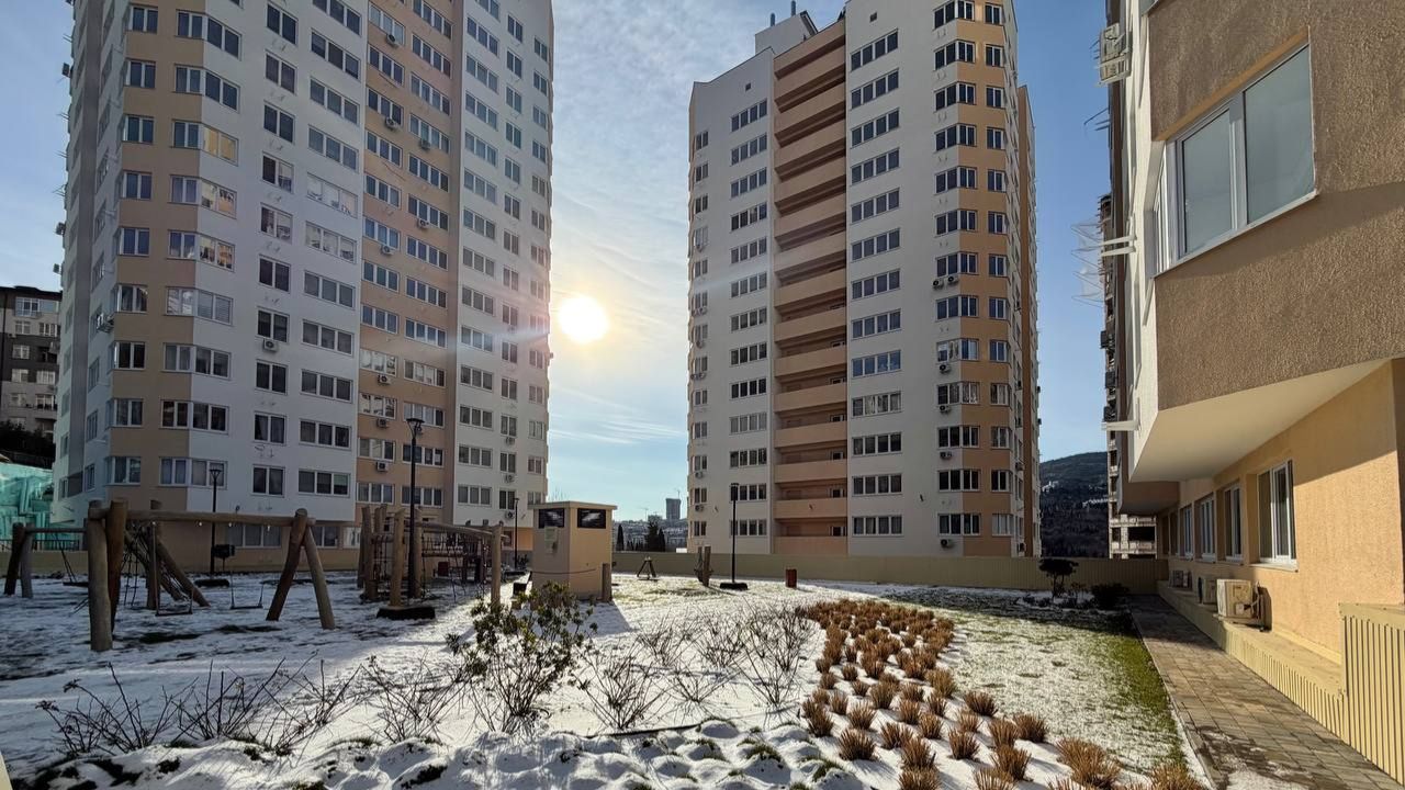 Обзор 2- комнатной квартиры на продажу в Ялте, ЖК Вишнёвый сад смотреть онлайн