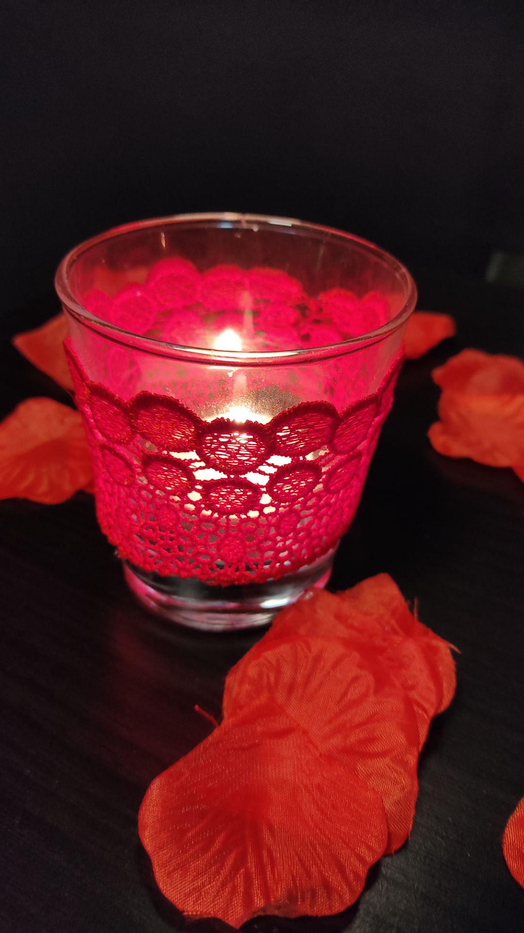 Романтическое украшение зала в антикинотеатре Universe смотреть онлайн