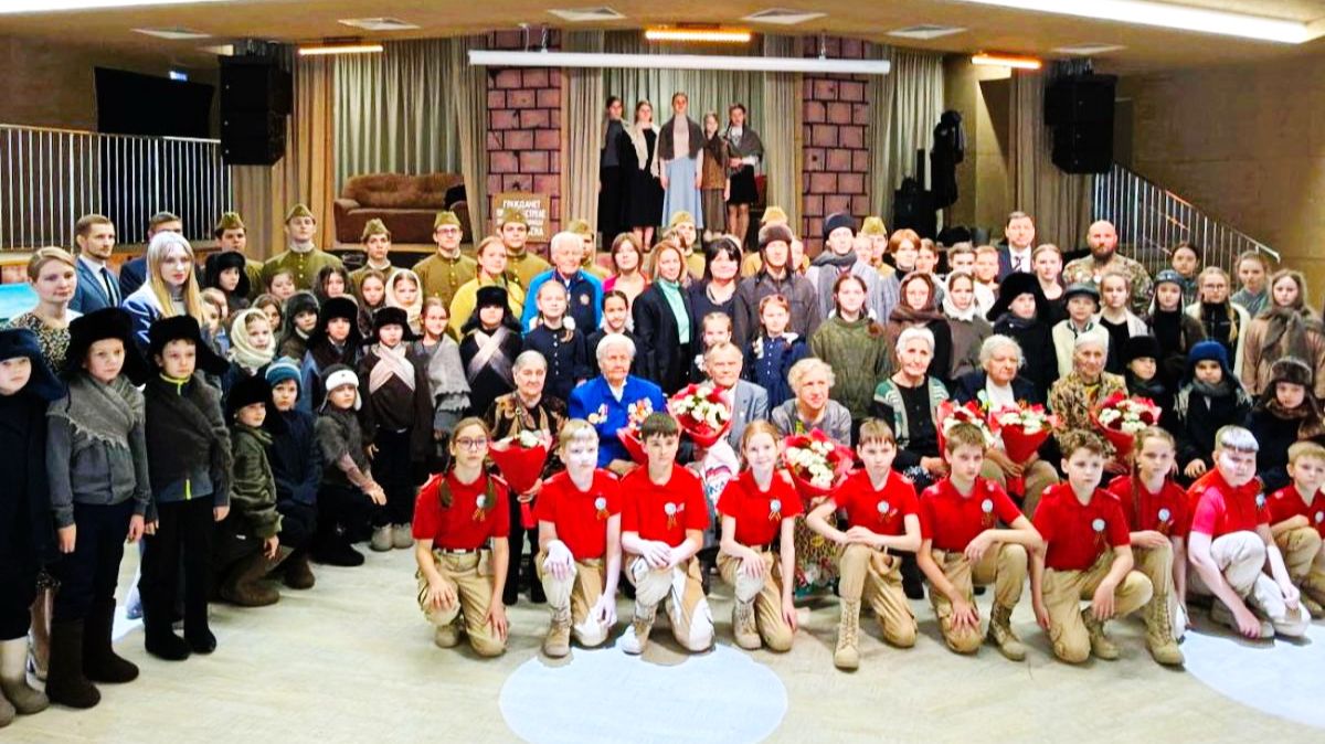 В Ханты-Мансийске депутаты «Единой России» встретились с жителями блокадного Ленинграда смотреть онлайн