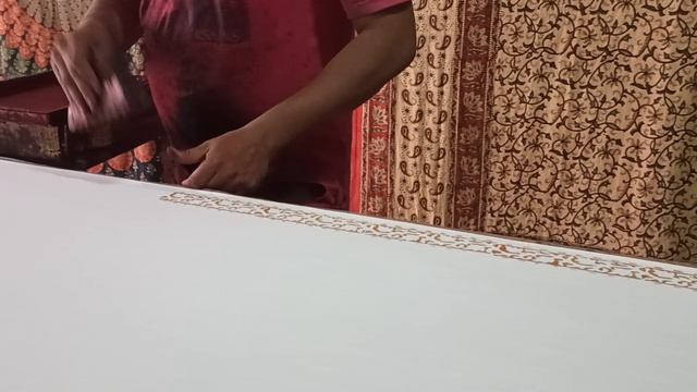 Вот так получается рисунок!На небольшой ткацкой фабрике! смотреть онлайн