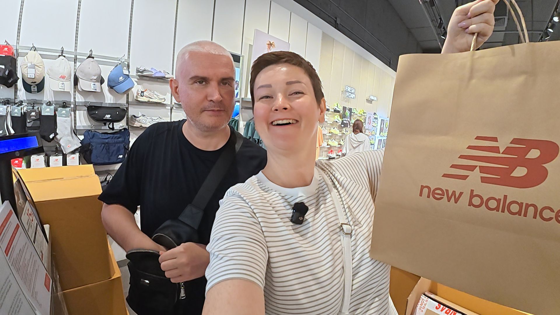 РАЗОРИЛАСЬ, сделала сама себе ПОДАРОК на ИМЕНИНЫ) Урвала со СКИДКОЙ МОДНЫЕ дорогие кроссовки Таиланд смотреть онлайн