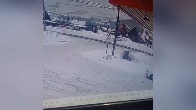 ДТП с "перевёртышем" в Майме смотреть онлайн