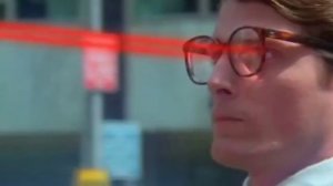 Кларк заставляет Лоис думать, что он не Супермен. (1978)