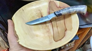 Первая тарелочка из семи выточенных из одной кленовой чурки.