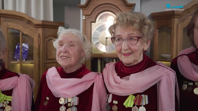 Хор жителей блокадного Ленинграда отмечает юбилей смотреть онлайн