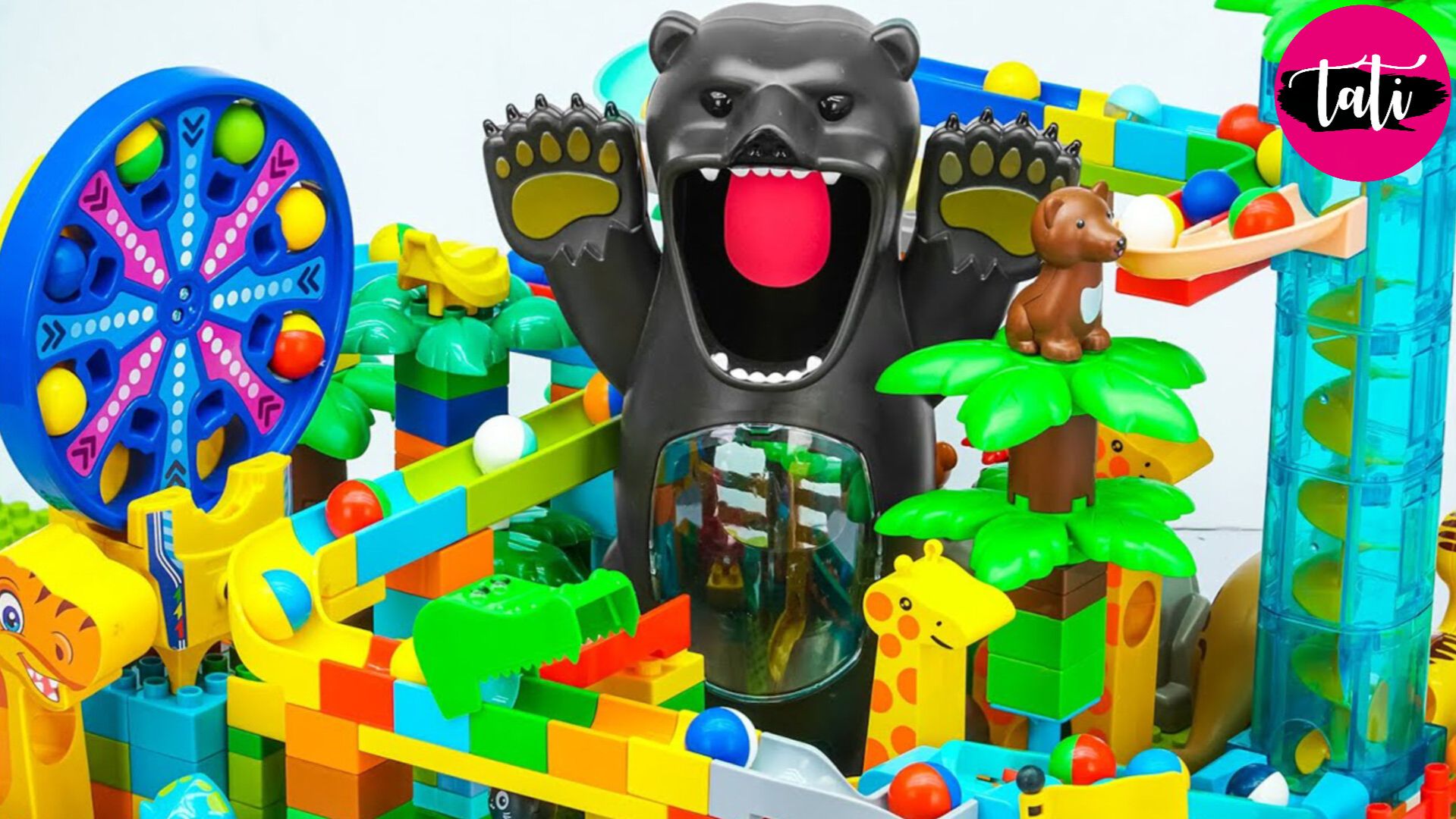 Играем в развивающий конструктор Марбл Ран, лего. Мультфильм для детей. ASMR АСМР смотреть онлайн