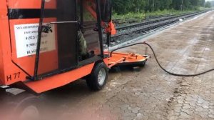 Работа по затирке швов песком, машиной Optimas H77