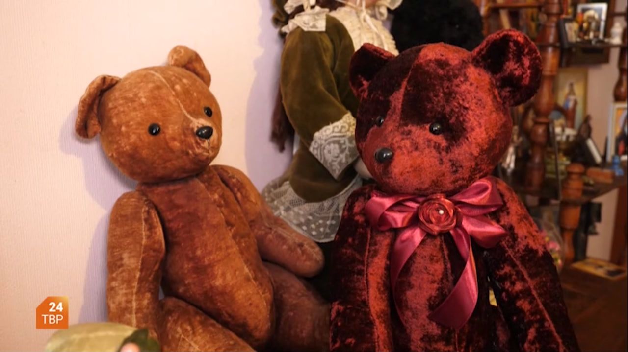 Игрушечник Вера Петровна Халюта | Портрет на фоне смотреть онлайн