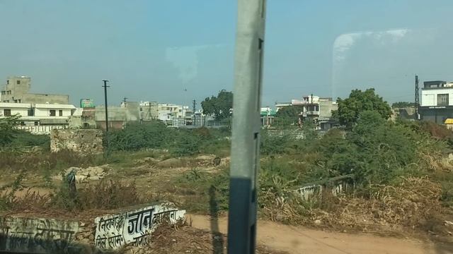 Подъезжаем к Агре! смотреть онлайн