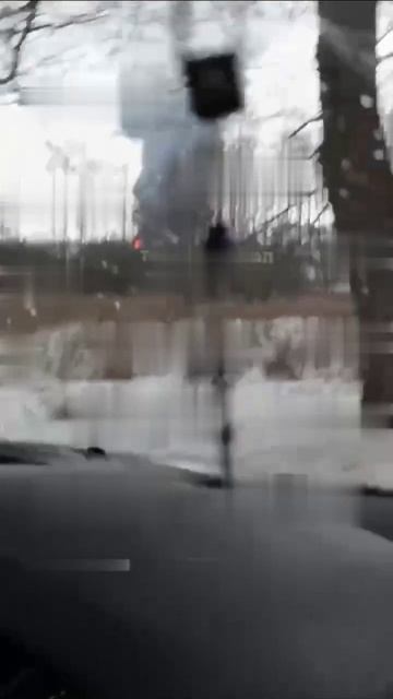 🔥🇺🇦 Кадры последствий нанесения удара по нефтепроводу в Львовской области. смотреть онлайн