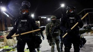 Сотрудничество Capgemini с иммиграционной полицией США вызвало протест во Франции