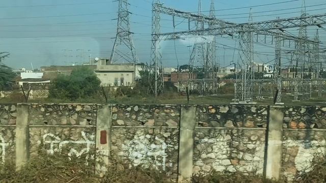 Едем,едем в индийском поезде! смотреть онлайн