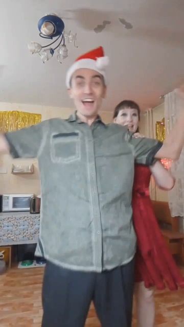 С Новым Годом!!! смотреть онлайн