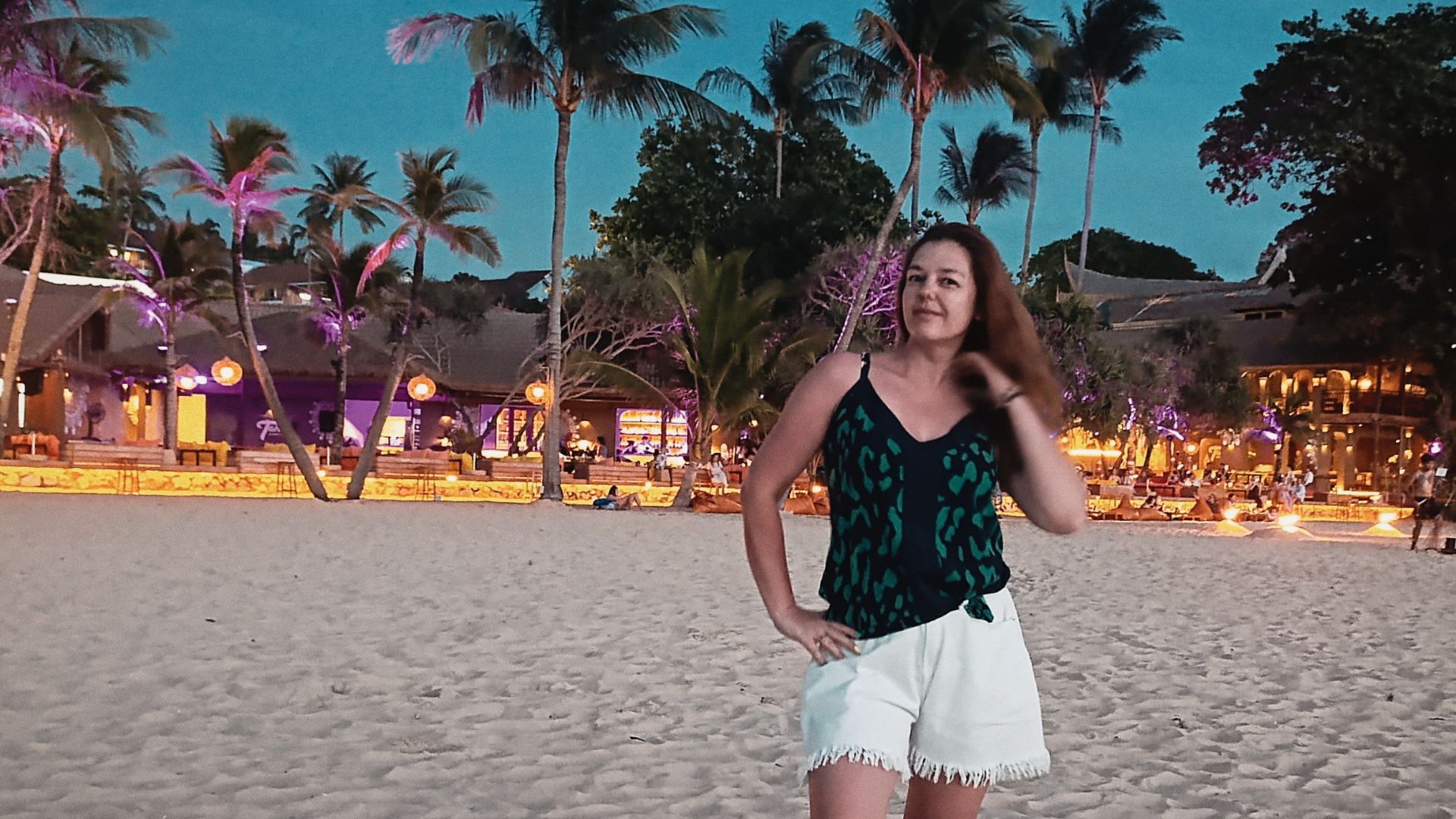 Пляж Карон (Пхукет) — полный обзор: рыбный пилинг, скрипучий песок и огненное шоу смотреть онлайн