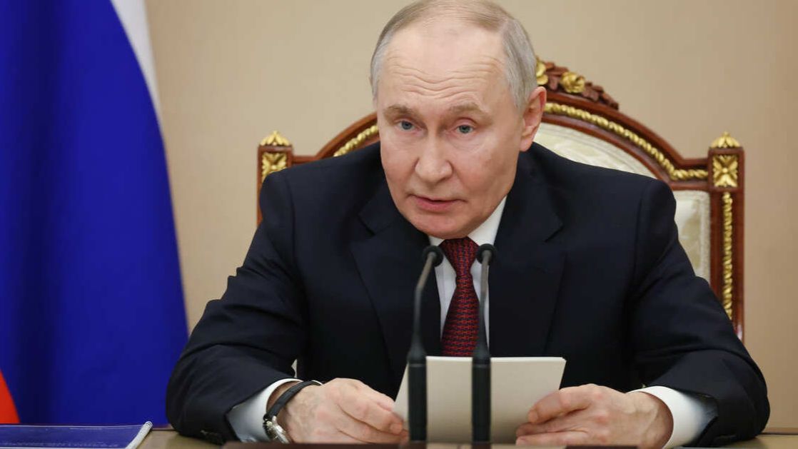 Путин: Россия не забудет о чудовищных преступлениях против жертв Холокоста смотреть онлайн