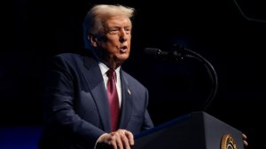 Трамп объявил о повышении пошлин для Южной Кореи до 25%