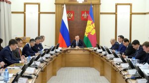 Кондратьев провел совещание по реализации национальных проектов на Кубани